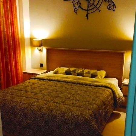 Home Away From Home Περαία Εξωτερικό φωτογραφία