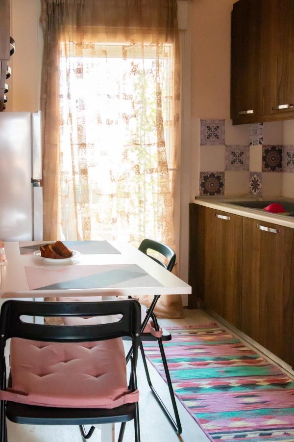 Home Away From Home Περαία Εξωτερικό φωτογραφία